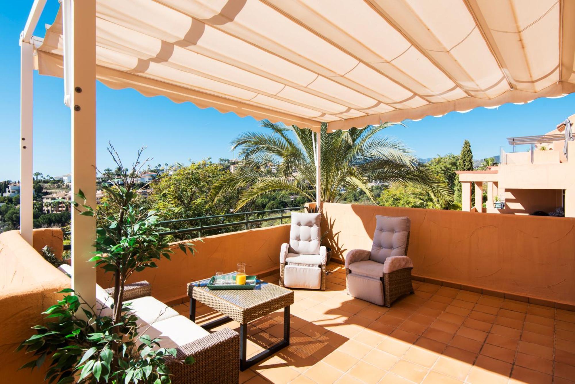 Rentandhomes Penthouse Elviria Golf Marbella Exterior foto