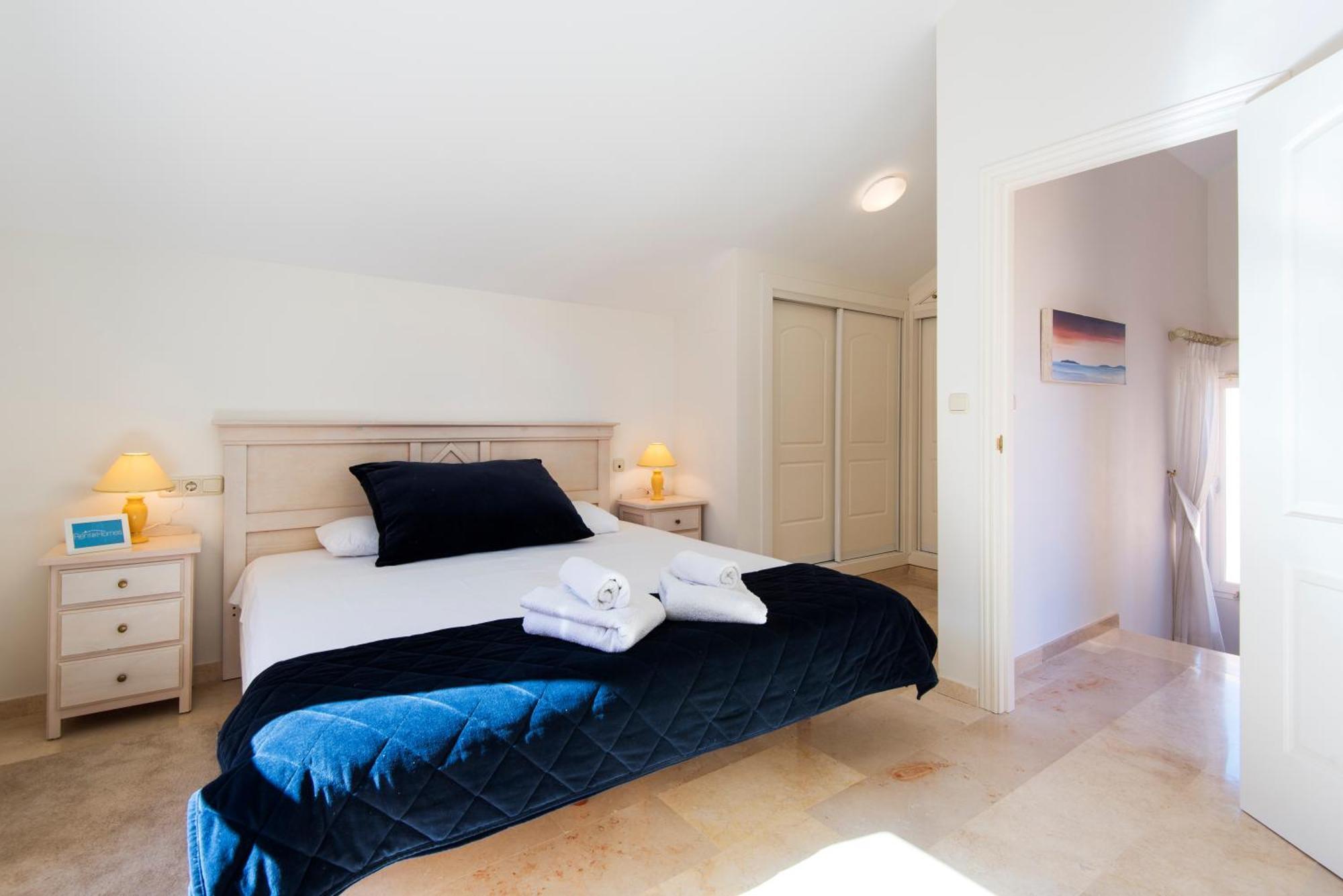 Rentandhomes Penthouse Elviria Golf Marbella Exterior foto