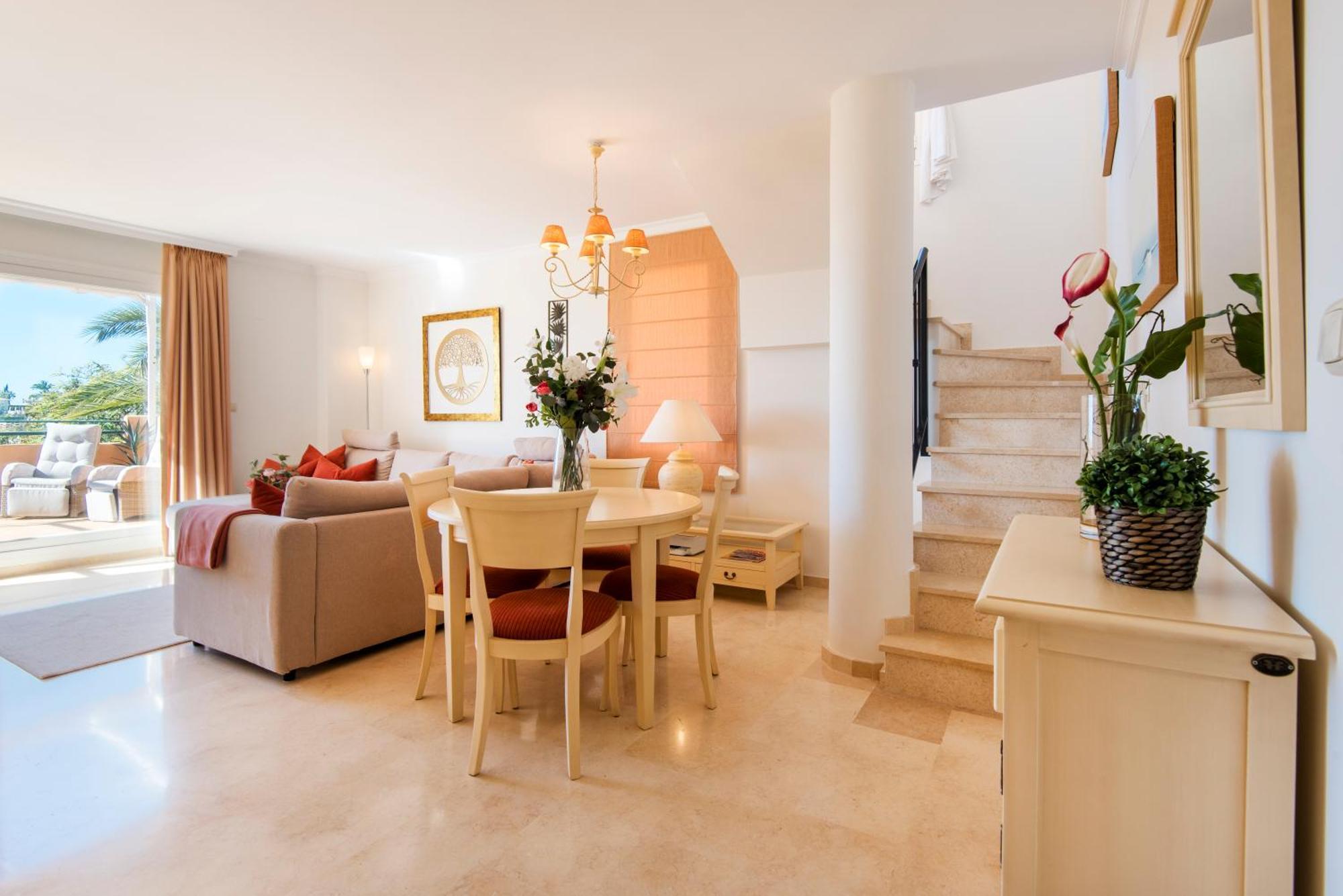 Rentandhomes Penthouse Elviria Golf Marbella Exterior foto